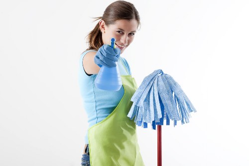 Carpetcleaning W6 technician preparing safe carpet cleaning equipment